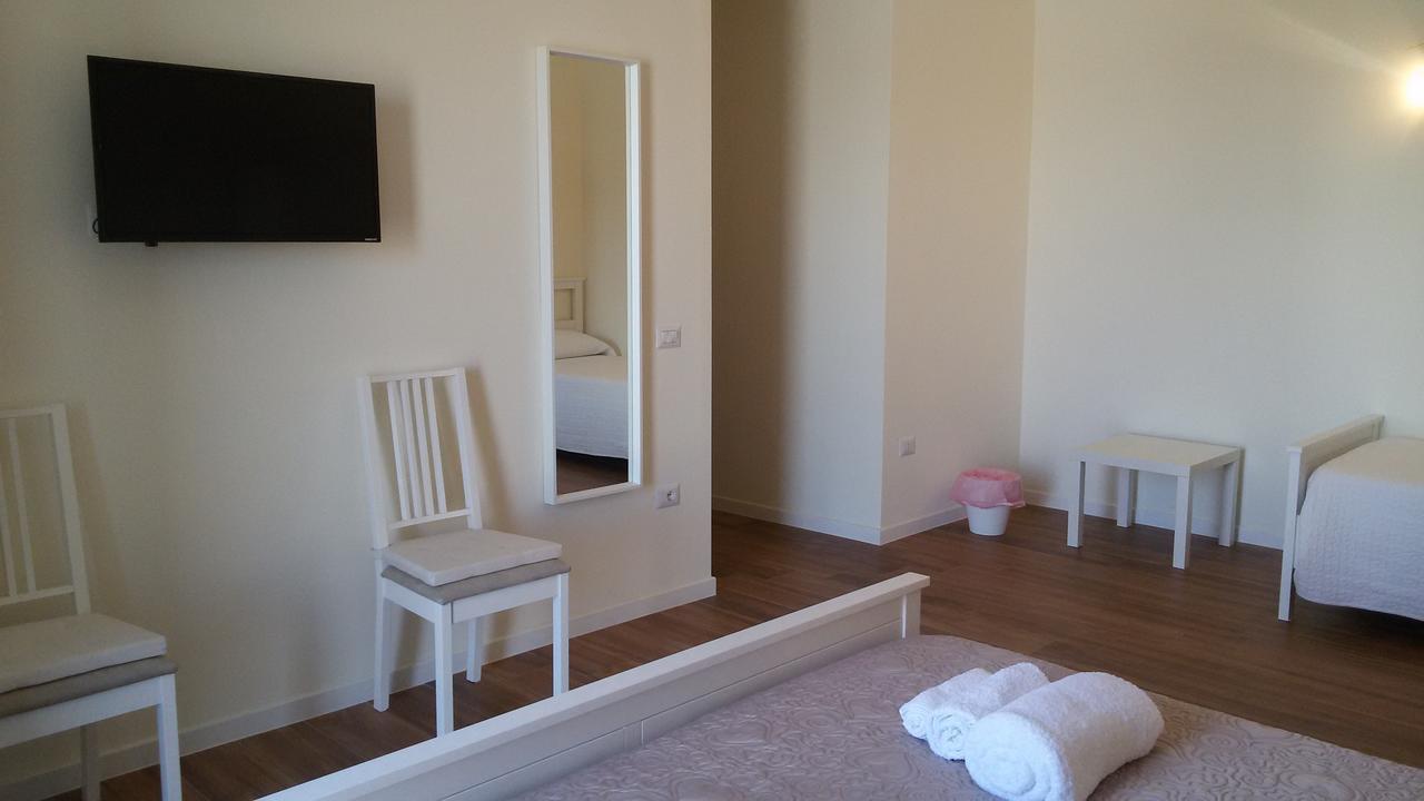 B&B Aurelia Matera Bagian luar foto